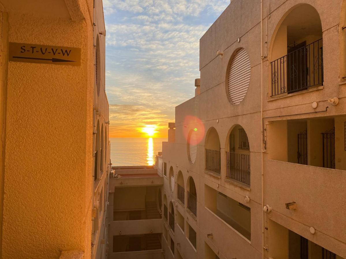 Mediterranean Dream Views 奥罗佩萨德尔马 外观 照片